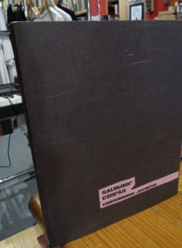 Portada do libro de CONSUMIENDO JUVENTUD. SALVADOR CIDRÁS