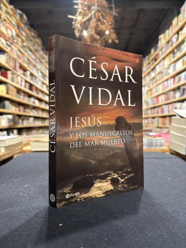 Portada do libro de Jesús y los manuscritos del mar muerto