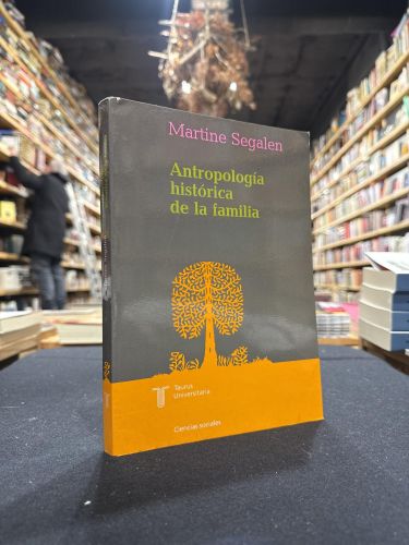 Portada do libro de ANTROPOLOGÍA HISTÓRICA DE LA FAMILIA