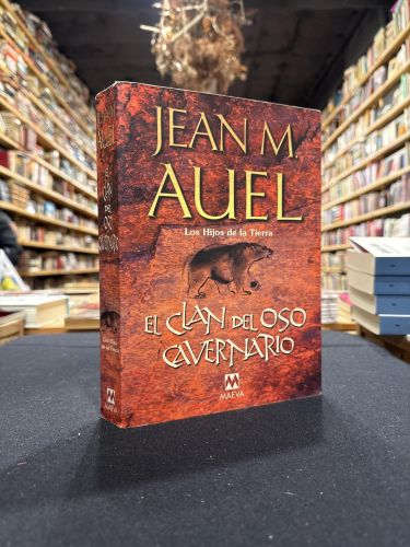 Portada del libro de El clan del oso cavernario