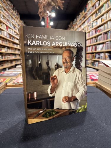 Portada do libro de En familia con Karlos Arguiñano