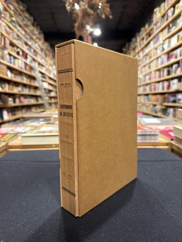 Portada do libro de Diccionario de artistas que florecieron en Galicia durante los siglos XVI y XVII