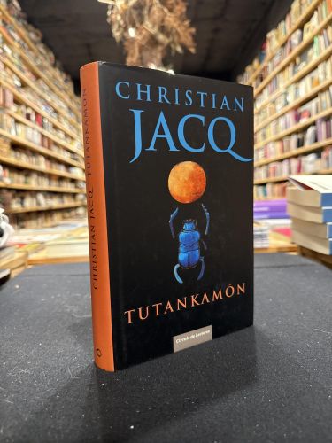 Portada do libro de Tutankamón