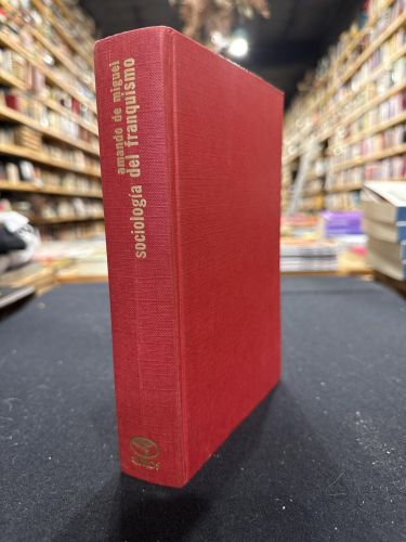 Portada del libro de Sociología del franquismo