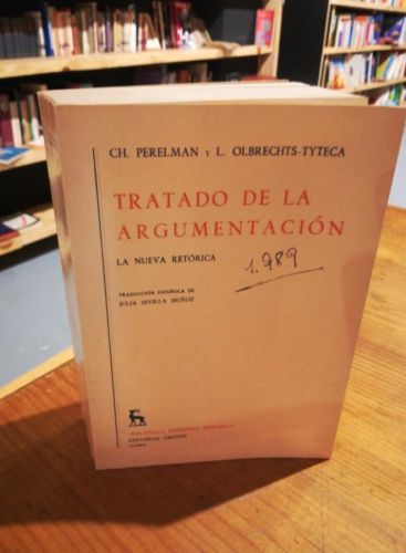 Portada do libro de TRATADO DE LA ARGUMENTACIÓN. PERELMAN. OLBRECHTS-TYTECA