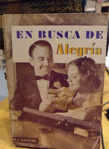Portada del libro de Fayard, En busca de alegría